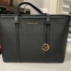 Michael Kors Large Women's Sady Carryall
